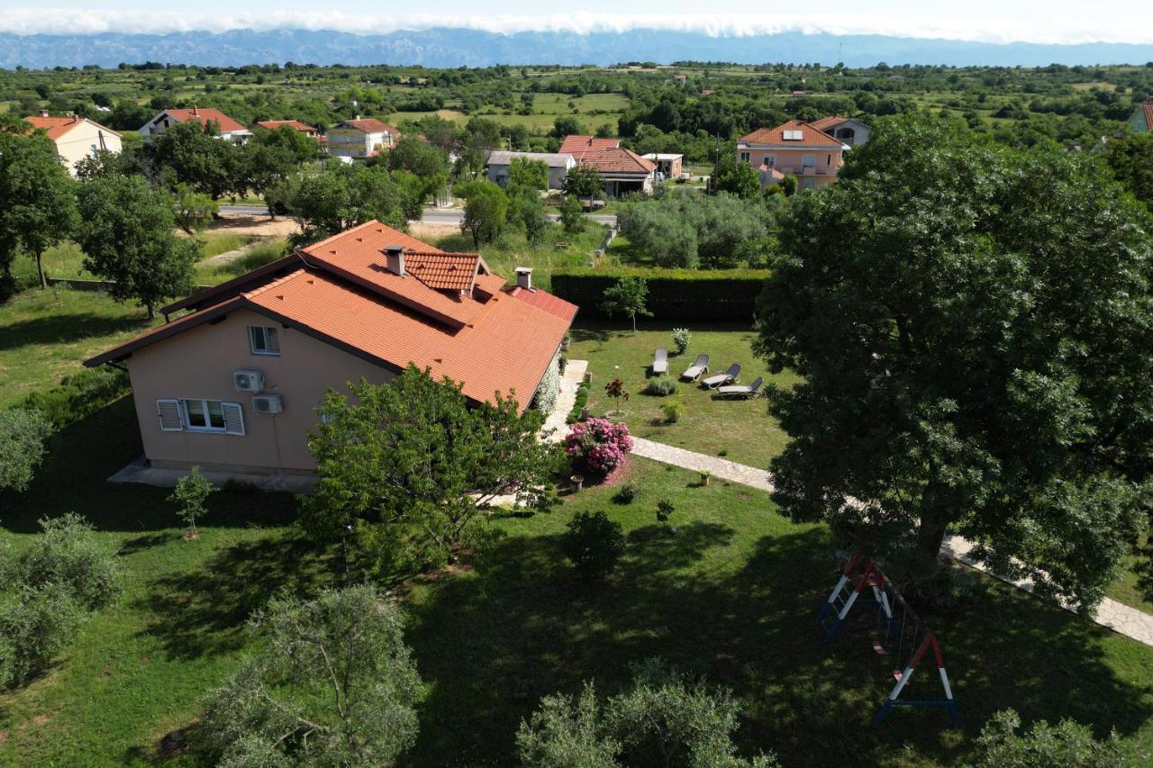 Villa Tinov Dvor Brisevo Екстер'єр фото
