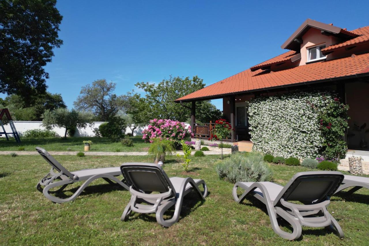 Villa Tinov Dvor Brisevo Екстер'єр фото